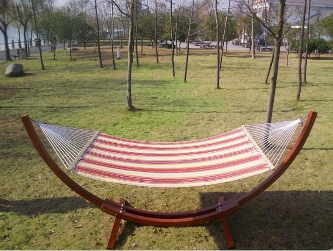 hammock with wooden bar